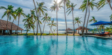 Tropica Island Resort