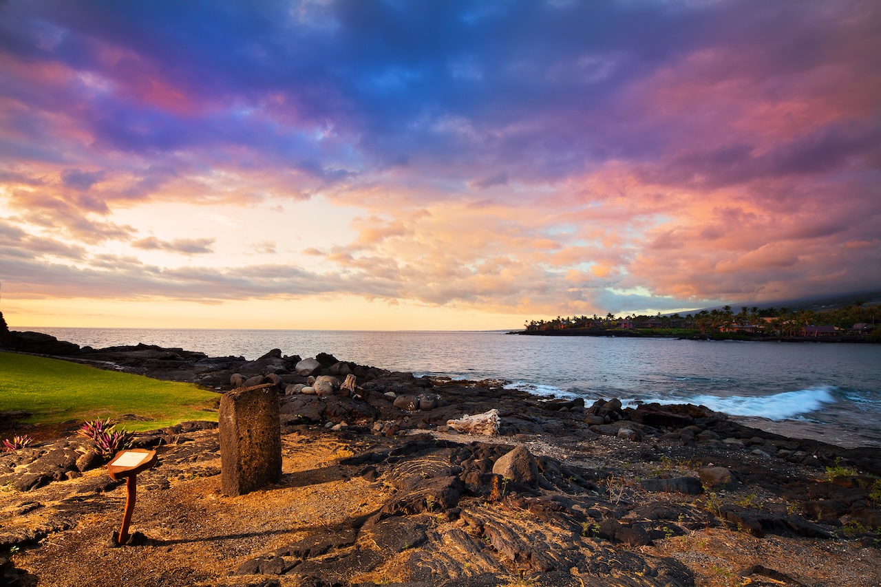 Outrigger Kona Resort & Spa
